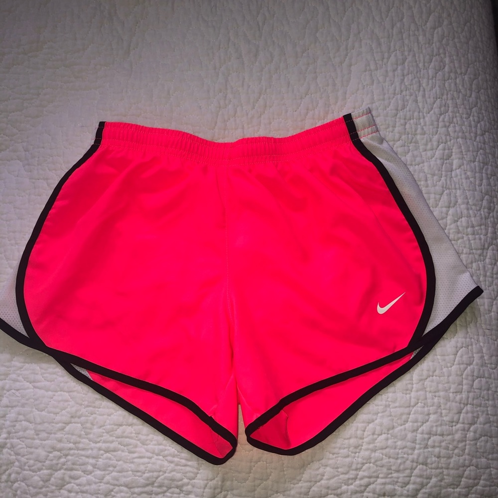nike pink dry fit shorts size medium